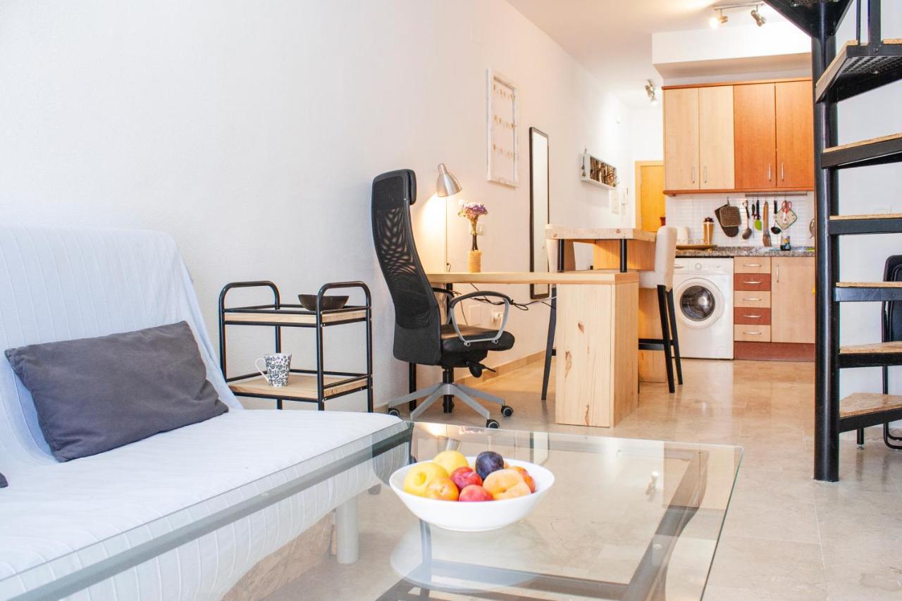 Zenith Apartment, Malaga City Center ภายนอก รูปภาพ