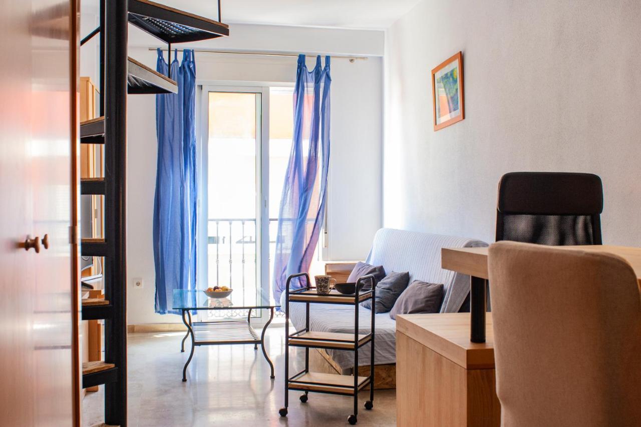 Zenith Apartment, Malaga City Center ภายนอก รูปภาพ